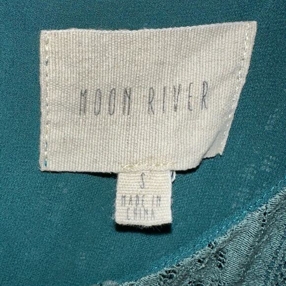 Moon River Lace Up Lace Romper Playsuit Size Small - Picture 3 of 15